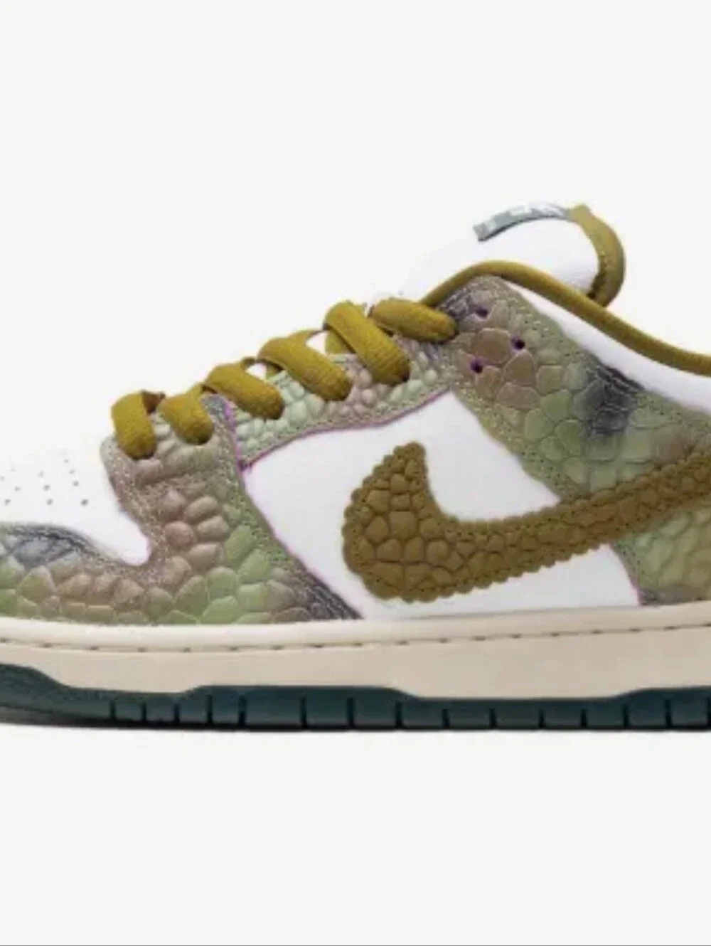 NIKE SB DUNK LOW CHAMELEON Sneaker,  Size 5.5YM